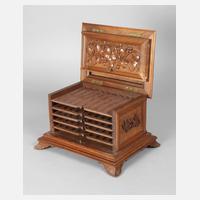 Geschnitzter Humidor111
