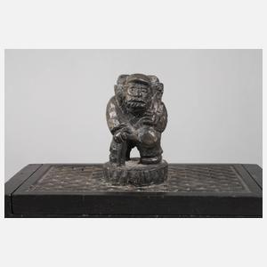 Figürliche Deckeldose Speckstein