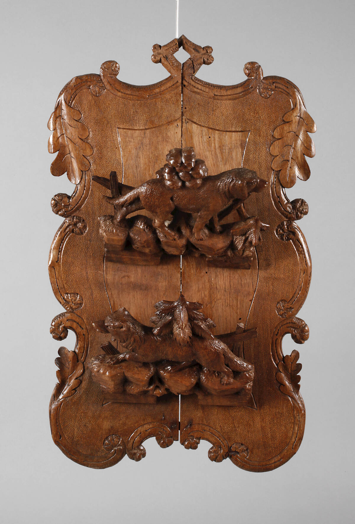 Jagdlicher Zeitungshalter