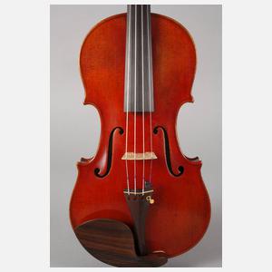 Violine J. G. Lippold im Etui
