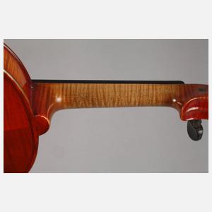 Violine J. G. Lippold im Etui