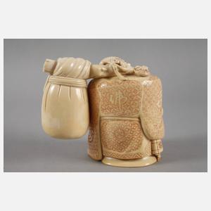 Große Elfenbeinschnitzerei Glücksbuddha