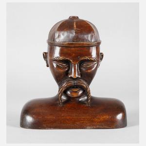 Figürliche Schnitzerei