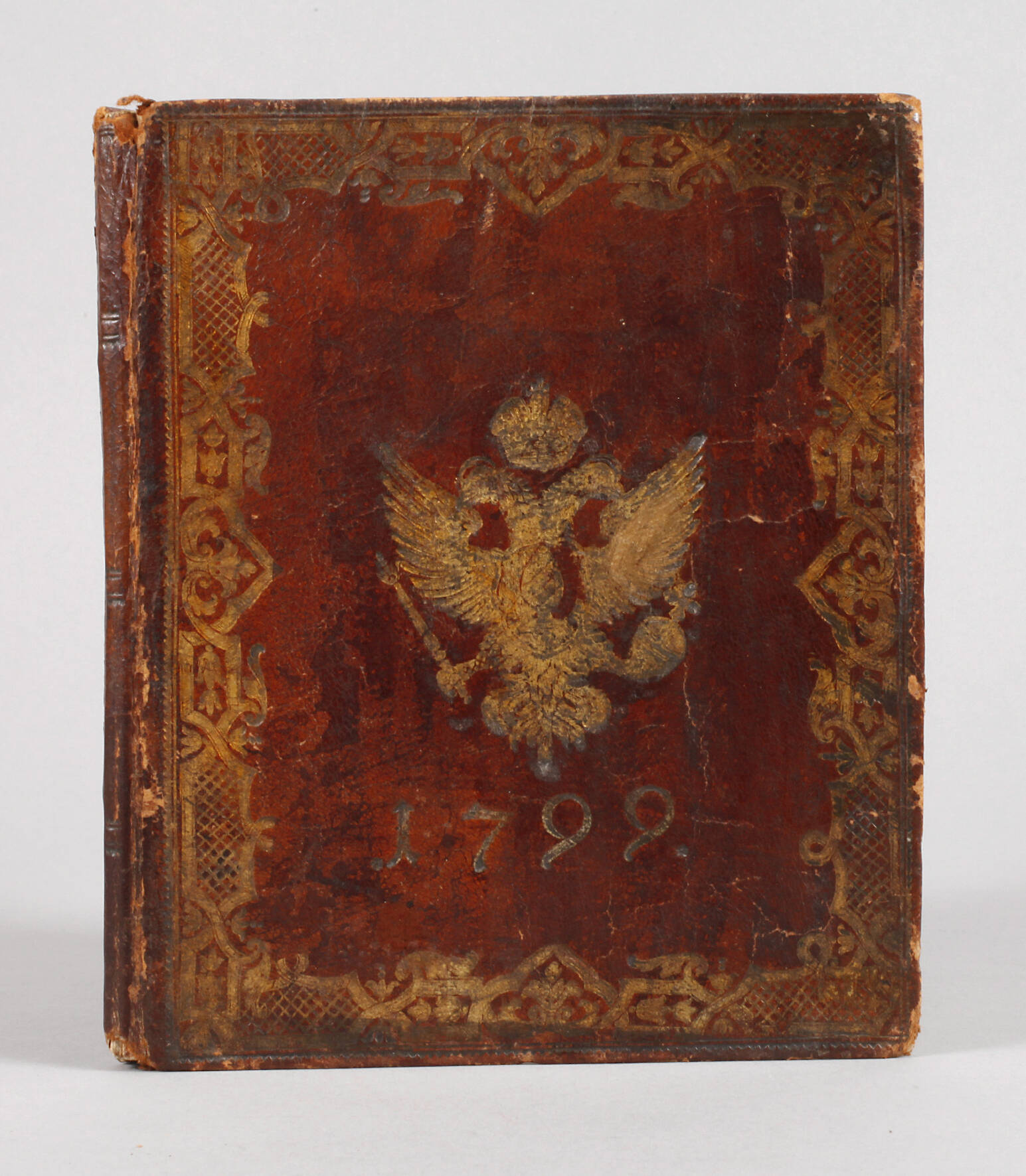 Augsburgischer Stadt und Raths-Kalender 1799, gedruckt und zu finden bey Jos. Ant. Hueber, Format 8°, 23 Blatt mit Durchschuss, Vorkupfer, Ledereinband mit Goldprägung, altersgemäßer Zustand.