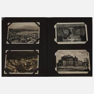 Zwei Postkartenalben