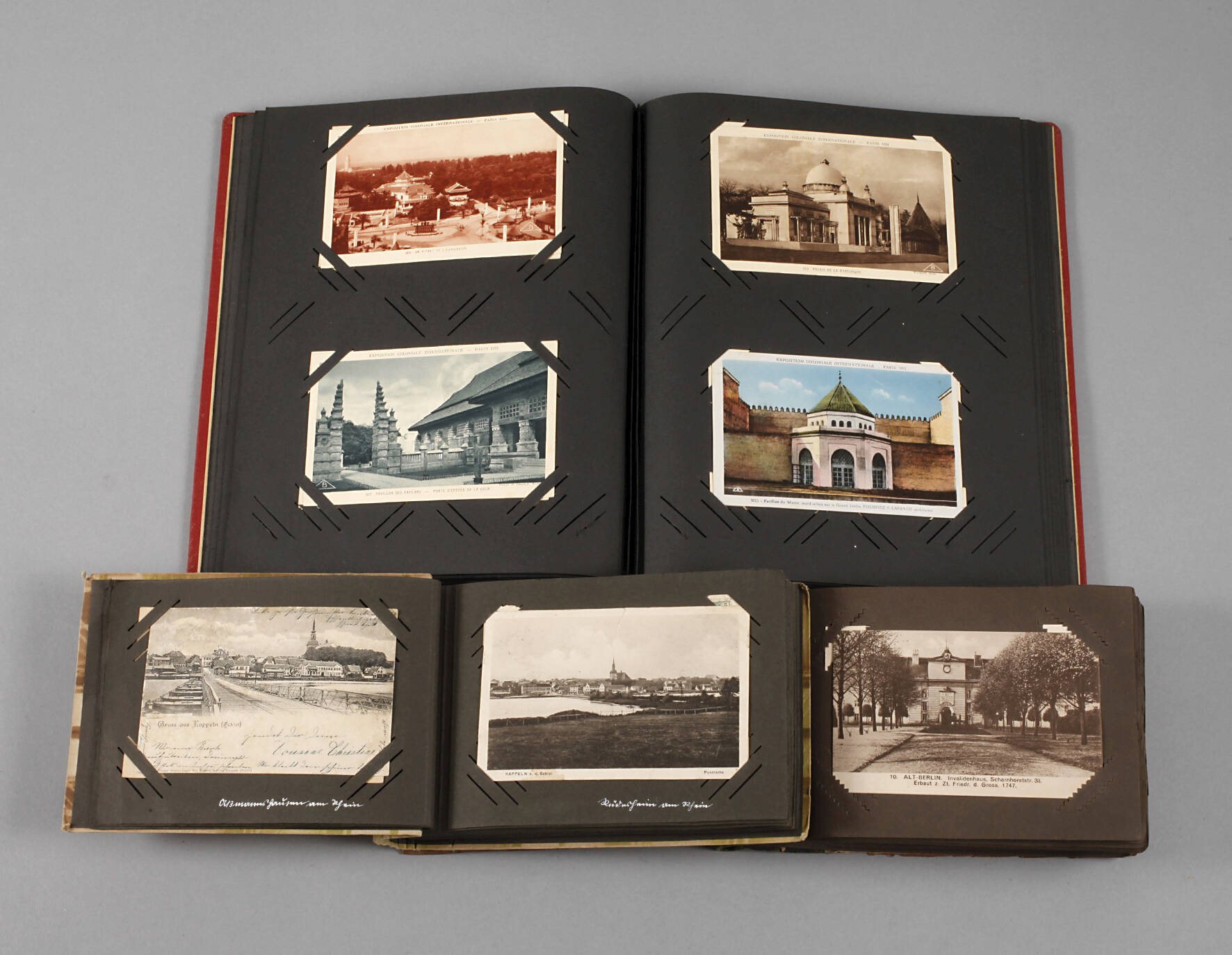 Konvolut Postkartenalben