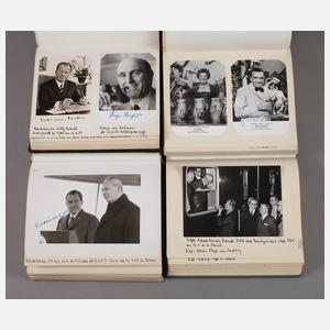 Sammlung Autogrammkarten