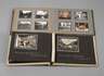 Zwei Fotoalben