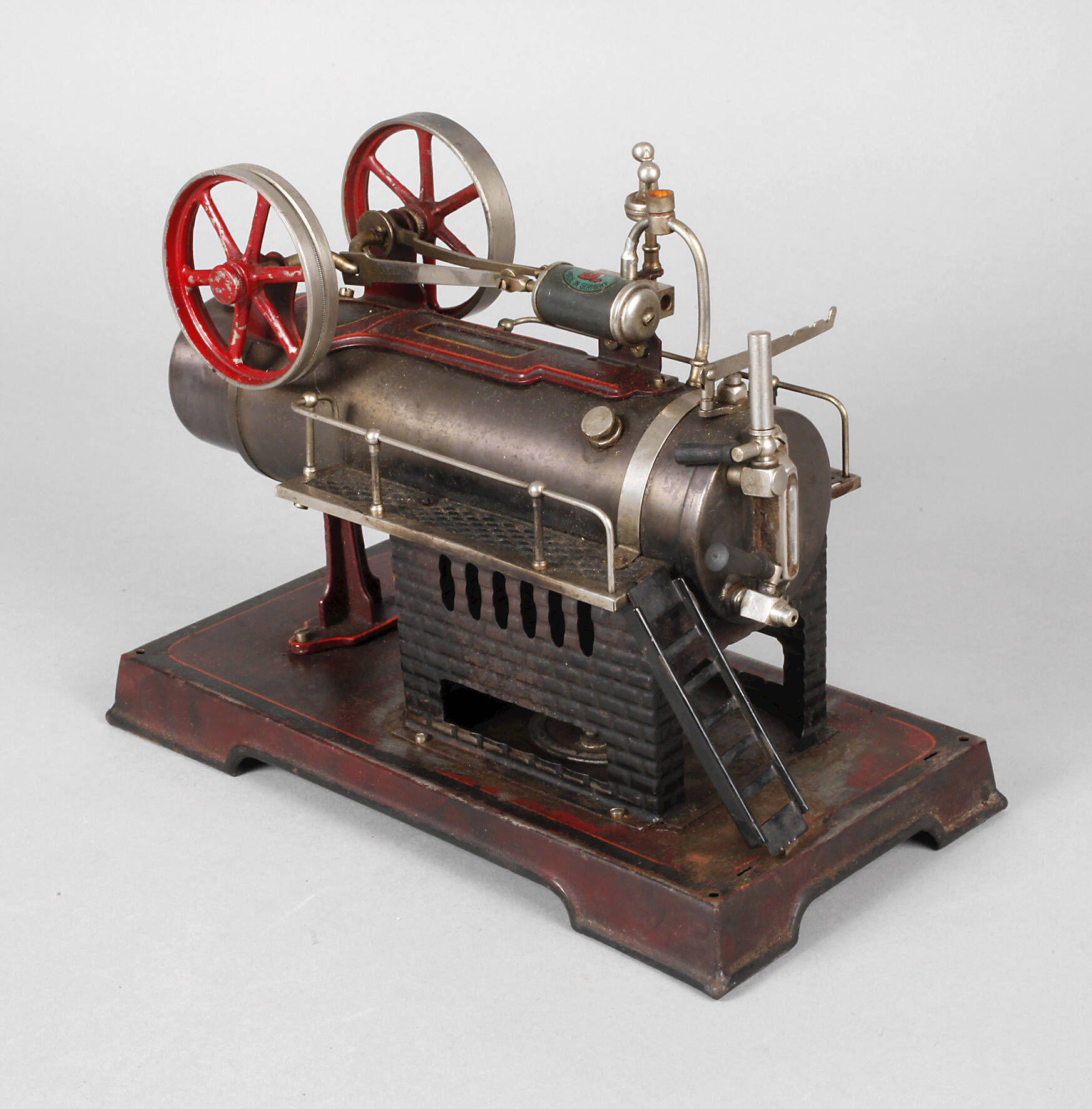 Doll stationäre Lokomobile