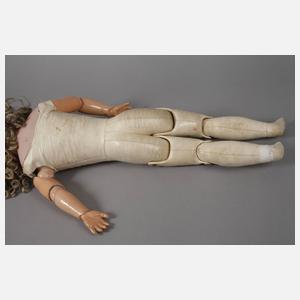 Große Porzellankopfpuppe
