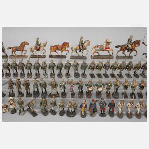 Großes Konvolut Massesoldaten und Brettspiel