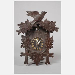 Zwei kleine Kuckucksuhren