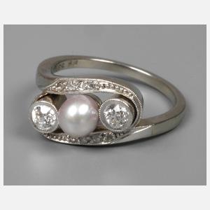 Damenring mit Perle und Diamanten