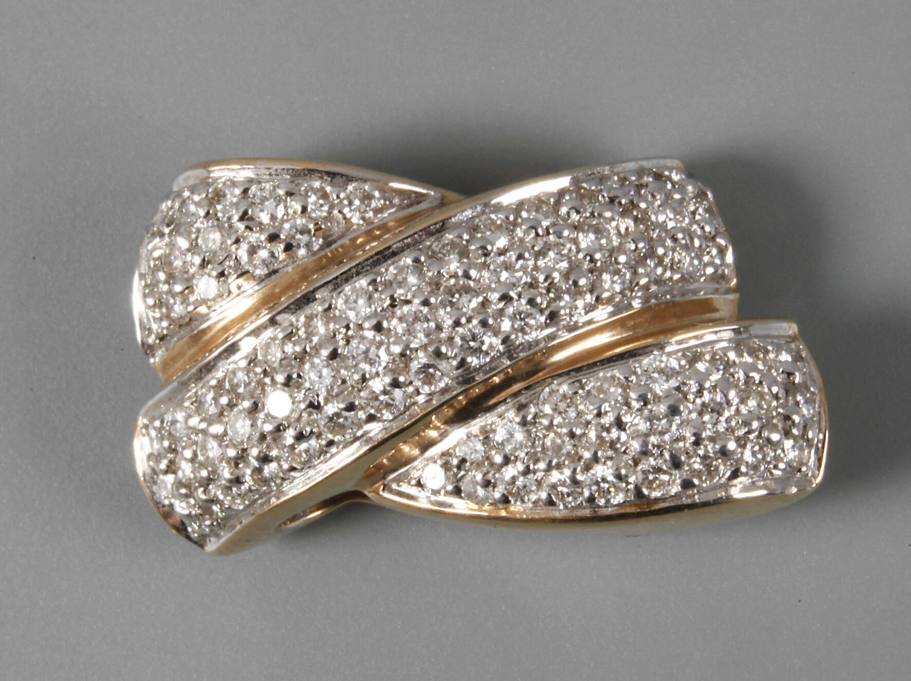 Anhänger mit Brillanten