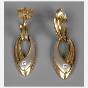 Paar Ohrringe mit Diamanten