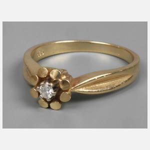 Damenring mit Brillant