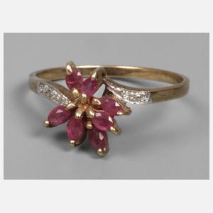 Damenring mit Rubinen