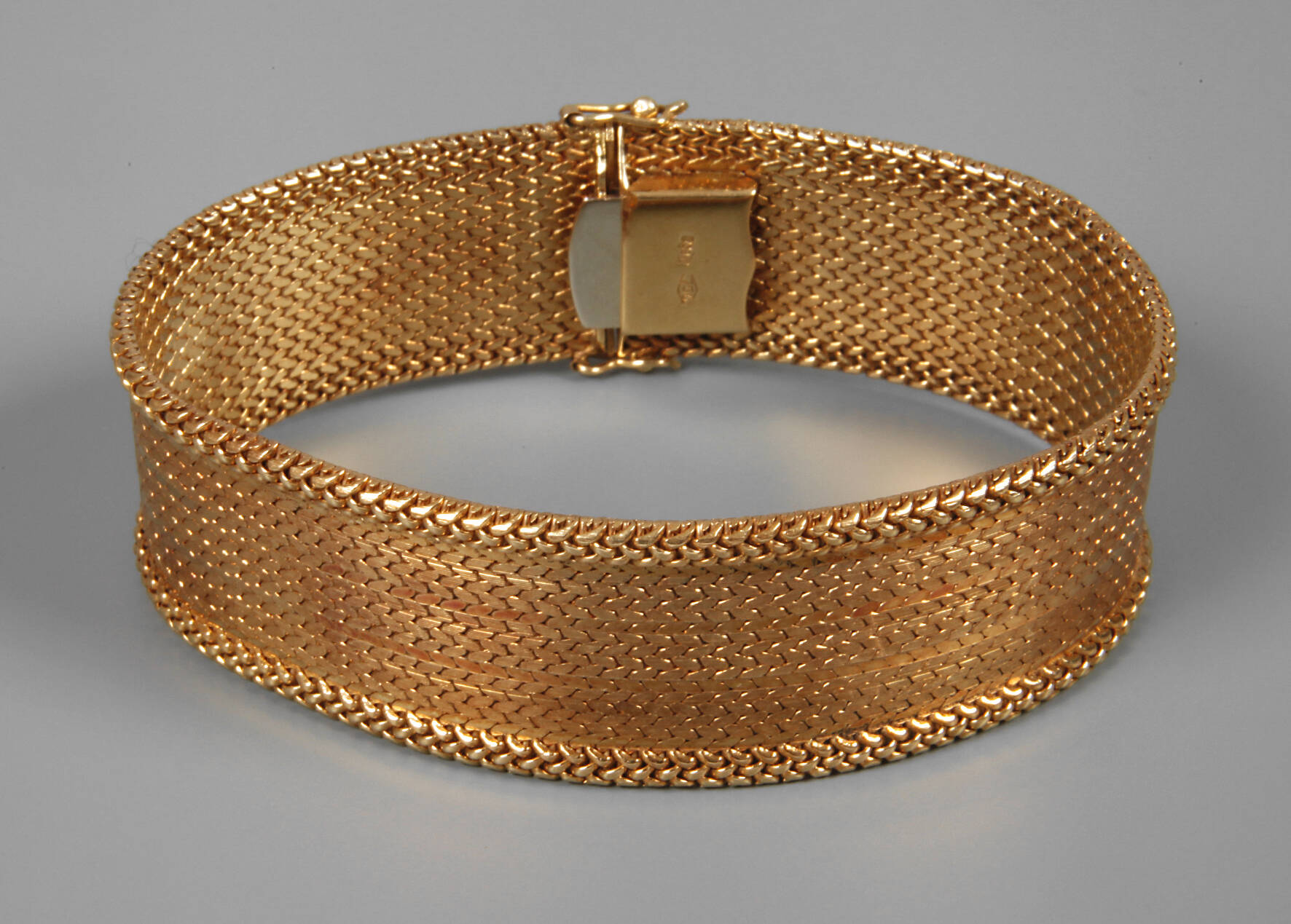 Breites Goldarmband