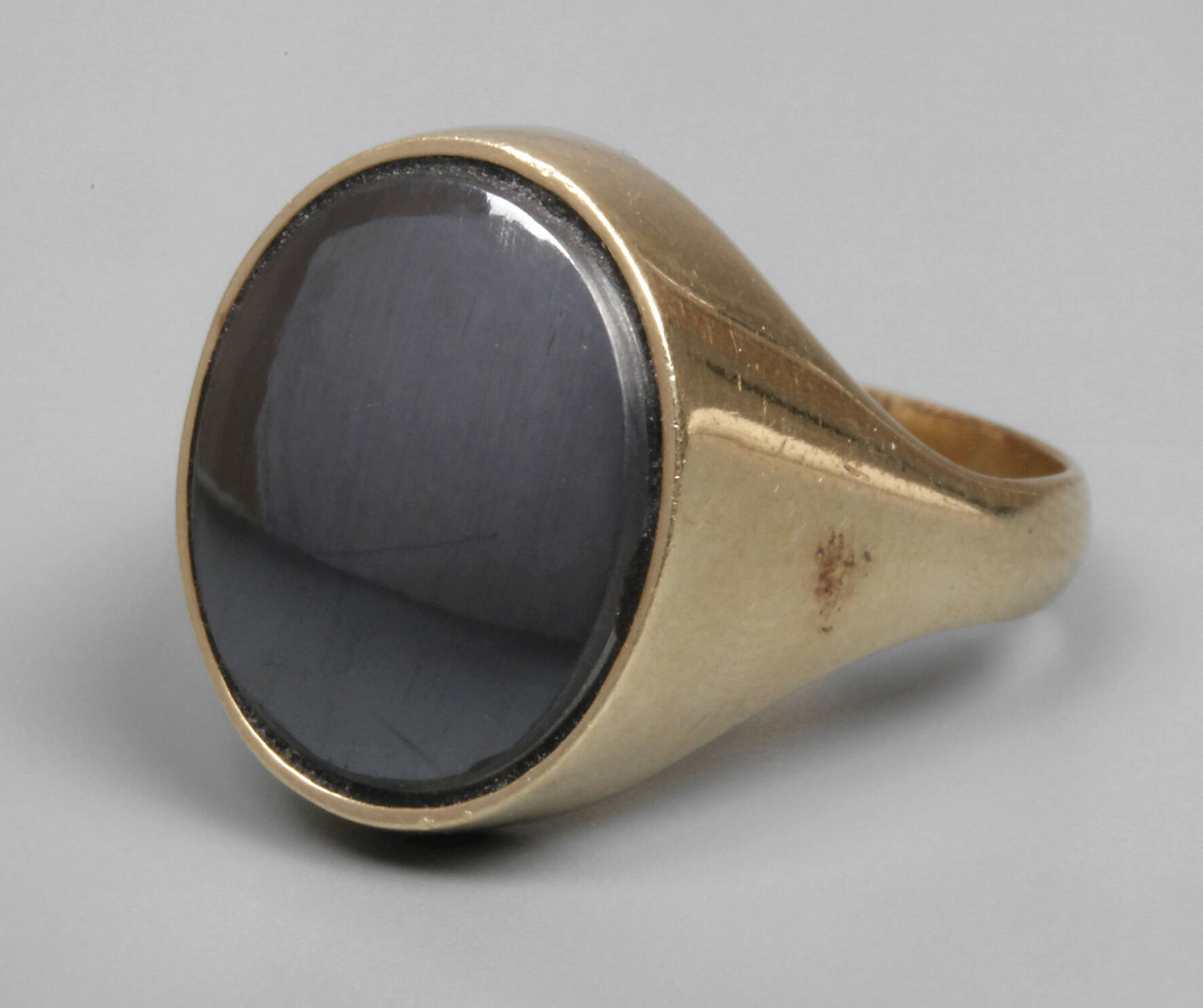 Herrenring mit Hämatit
