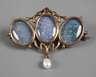 Brosche mit Edelopaltripletten