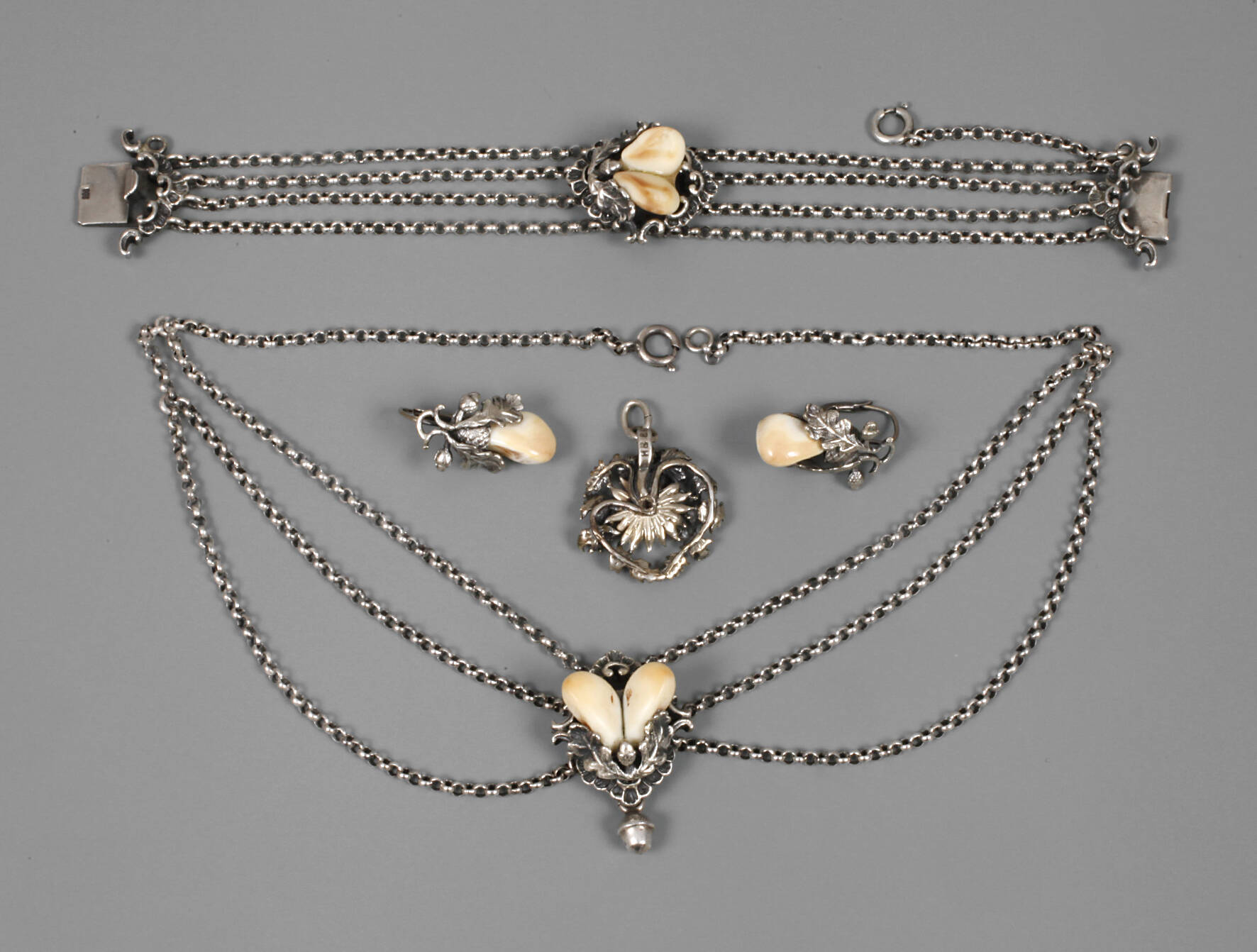 Schmuckset mit Grandeln