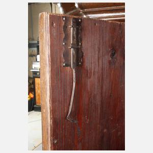 Großer barocker Hallenschrank