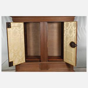 Hessischer Wellenschrank