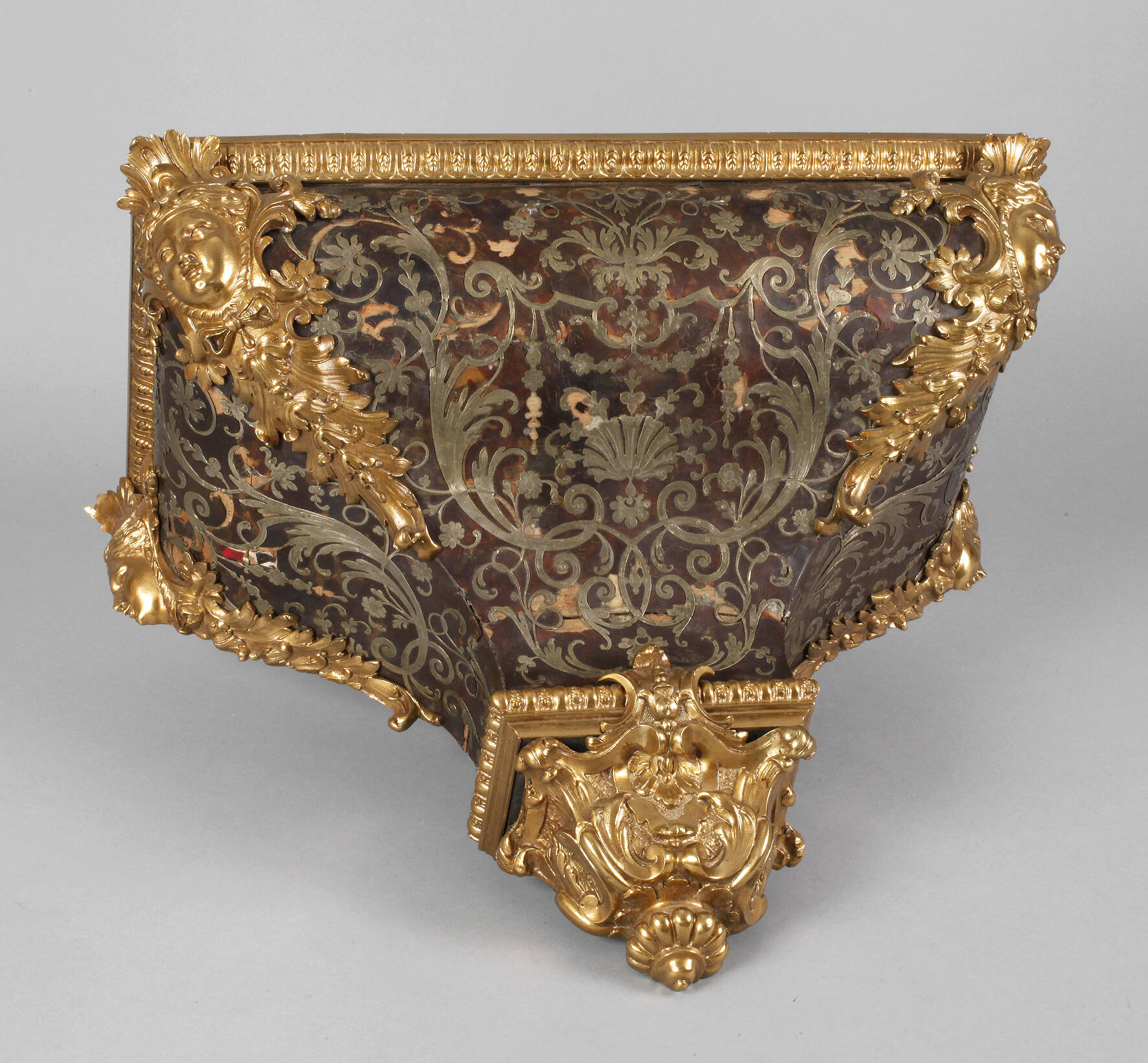 Prunkkonsole in Boullétechnik