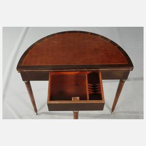 Demilune Spieltisch