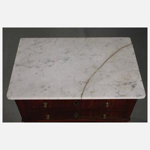 Biedermeier-Nachttisch