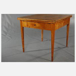 Kleiner Auszugstisch