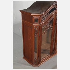 Paar prächtige Aufsatzvitrinen