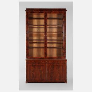 Großer Bibliotheksschrank