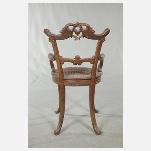 Armlehnstuhl alpenländisch