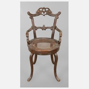 Armlehnstuhl alpenländisch