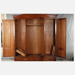 Großer Kleiderwäscheschrank Historismus