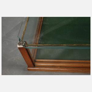 Kleine Tischvitrine