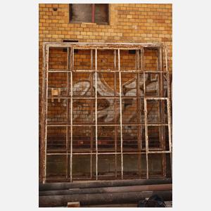 Achtzehn Industriefenster