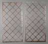 Zwei Fenstergitter