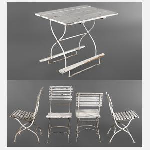 Gartentisch und vier Stühle