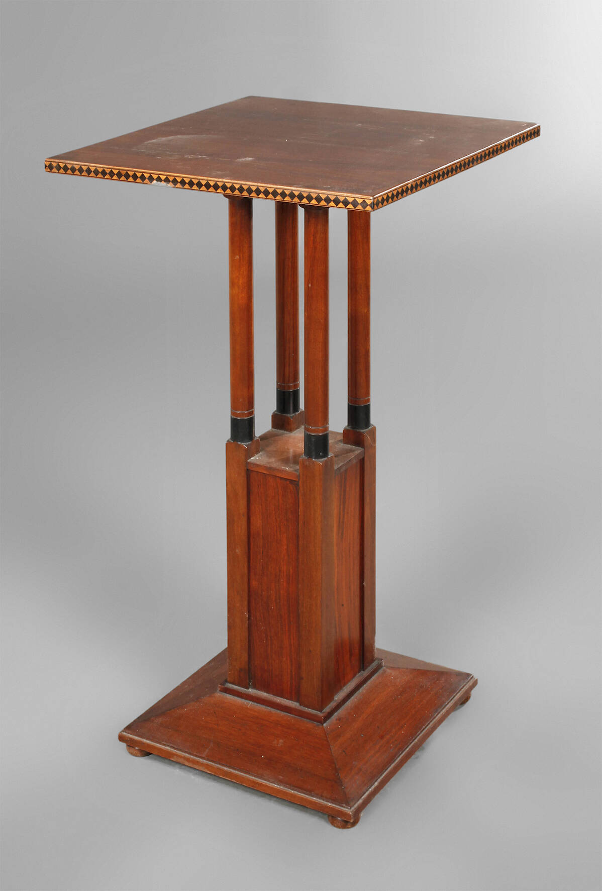 Beistelltisch Jugendstil