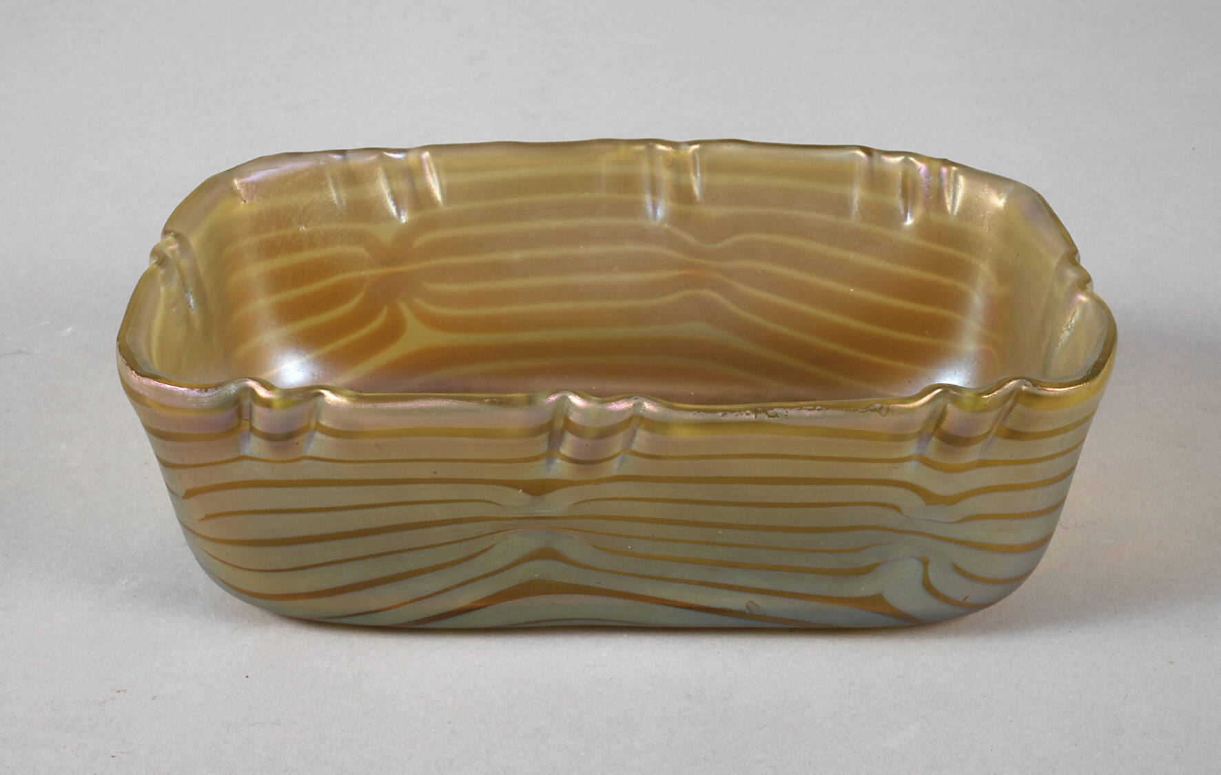 Loetz Wwe. rechteckige Schale