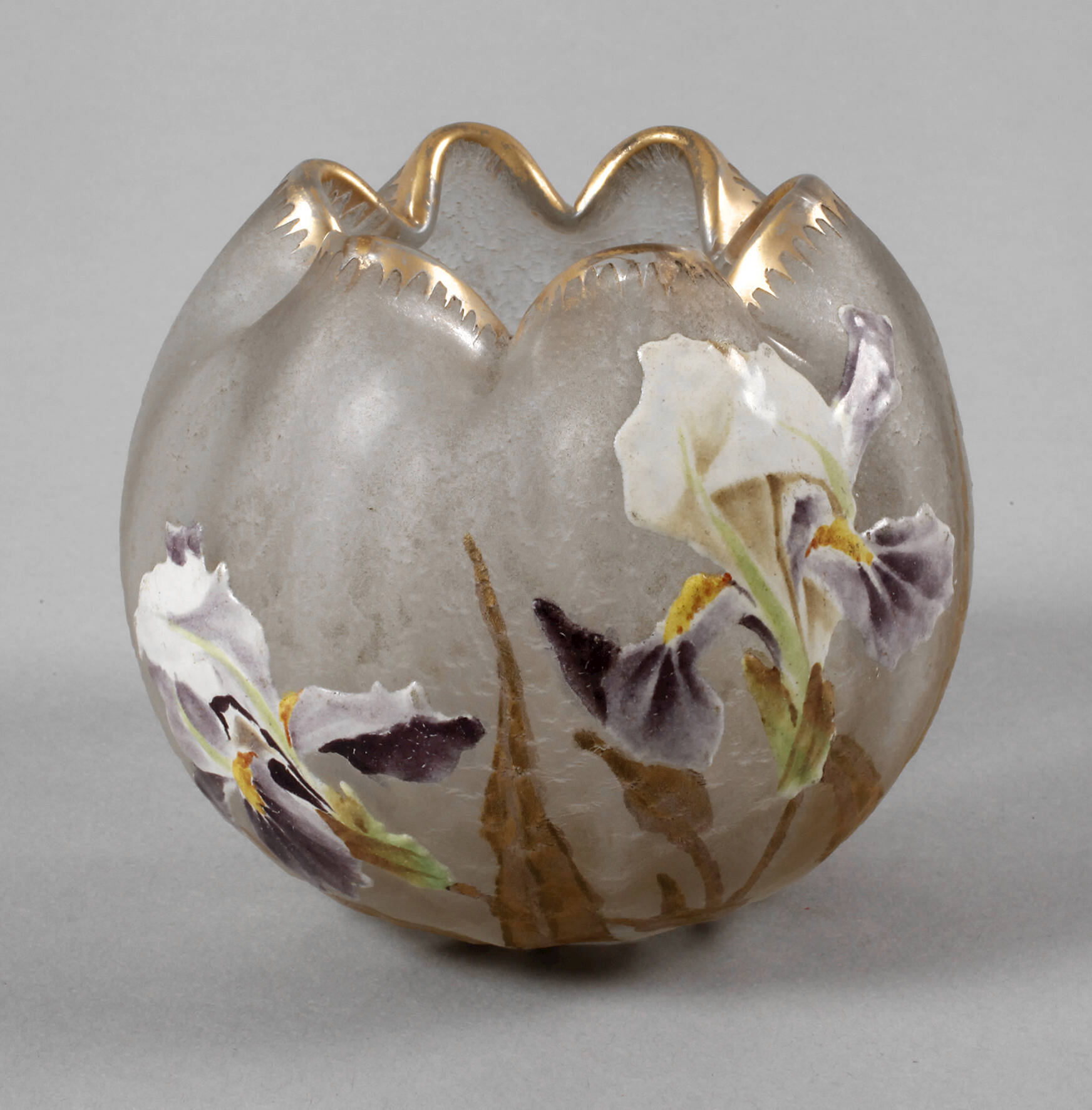 Frankreich Jugendstilvase mit Liliendekor