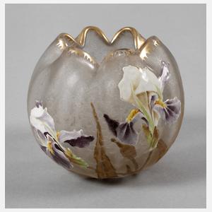 Frankreich Jugendstilvase mit Liliendekor