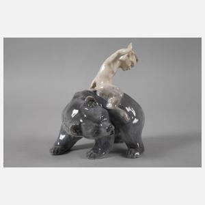 Royal Copenhagen "Faun rückwärts auf Bär reitend"