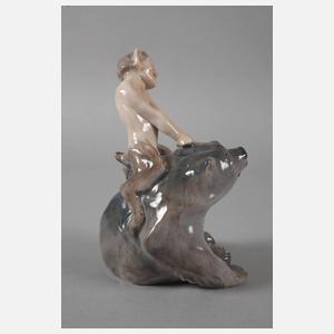 Royal Copenhagen Faun einen Bären neckend