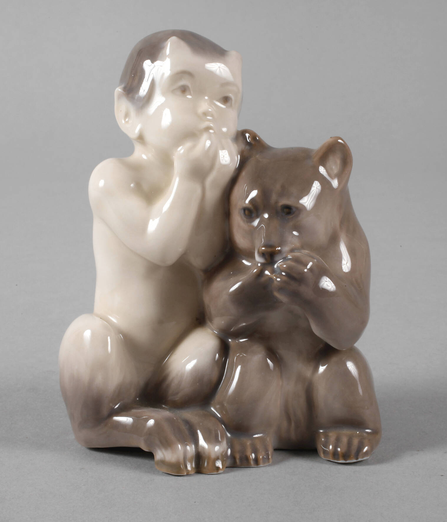 Royal Copenhagen Faun mit Bär