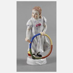 Meissen Mädchen mit Reifen