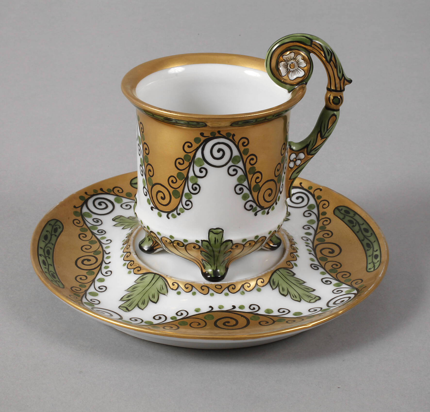 Mäbendorf Sammeltasse Art déco