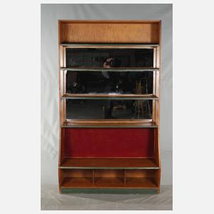 Große Ladeneinrichtung